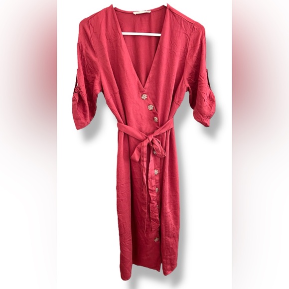 Rebelion Again elegant red Button-Down dress - Picture 1 of 8